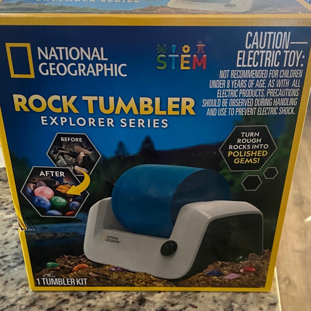 National Geographic Blue and White Rock Tumbler Kit